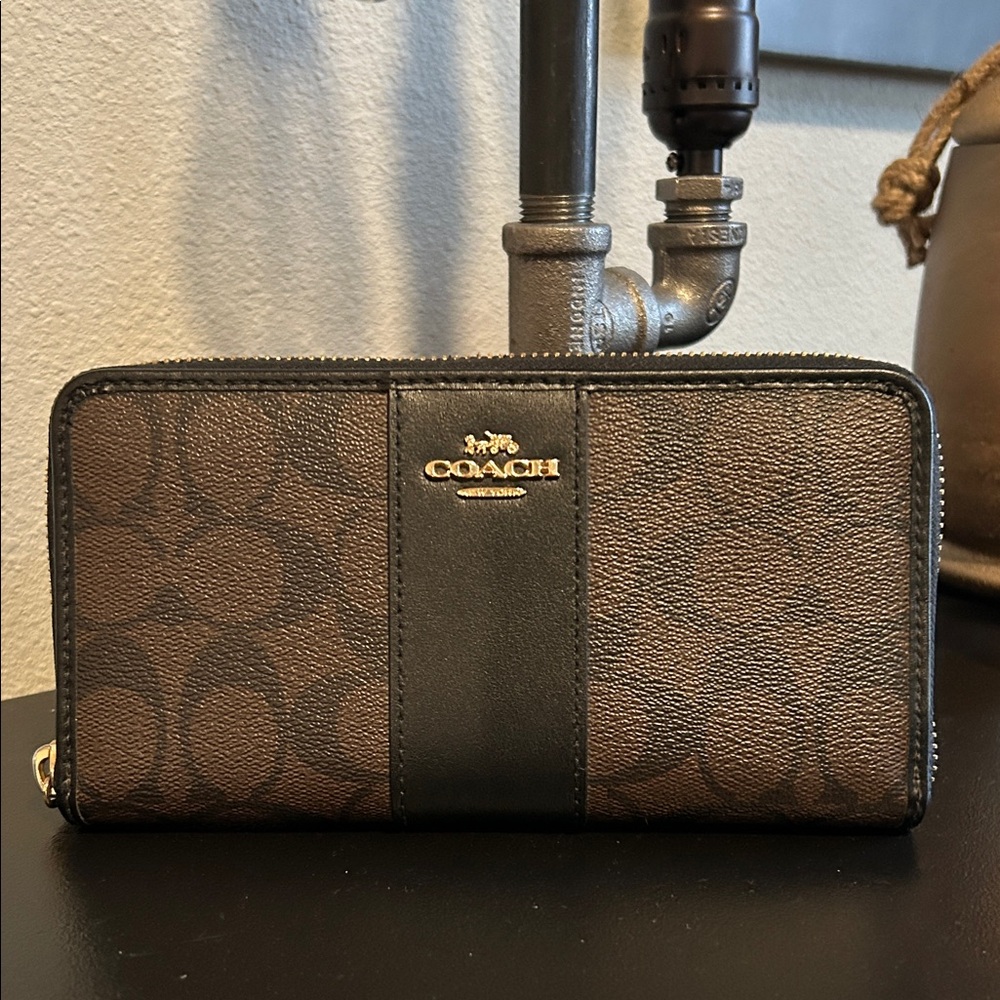 Coach Signature Brown and Black Zip Wallet